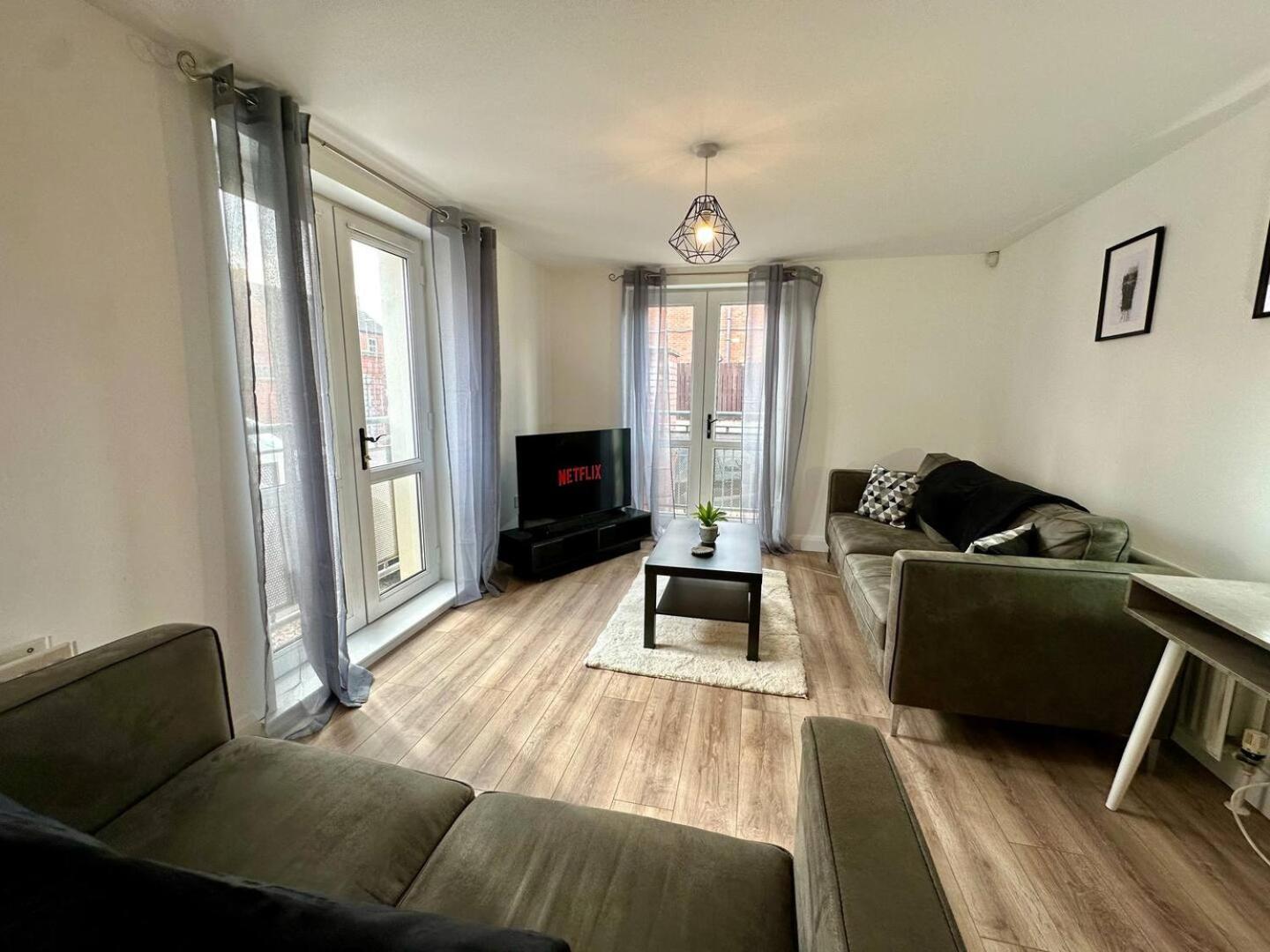 2Br City Side Apartment Belfast Dış mekan fotoğraf